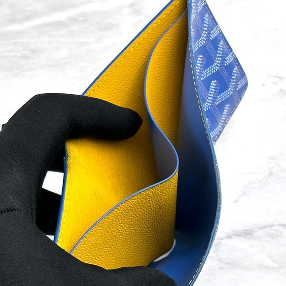 ❌❌❌ SOLD! ❌❌❌ GOYARD SKY BLUE VICTOIRE BI-FOLD WALLET - Picture 16 of 16